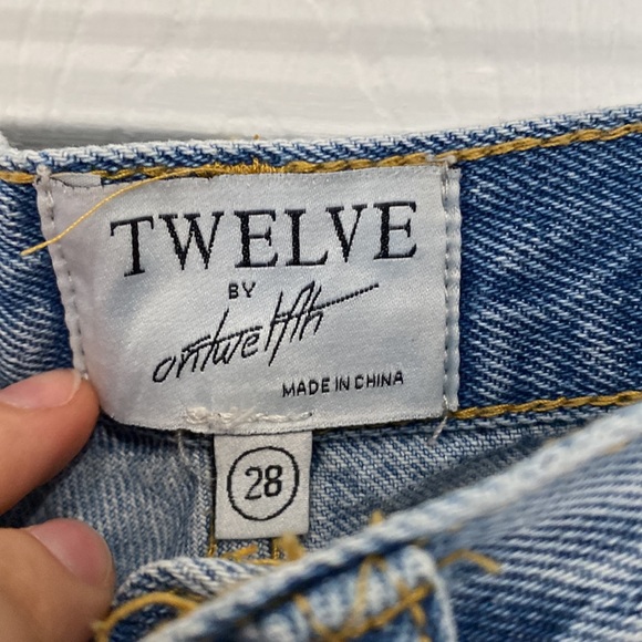 Bermuda Denim Short - Picture 3 of 4